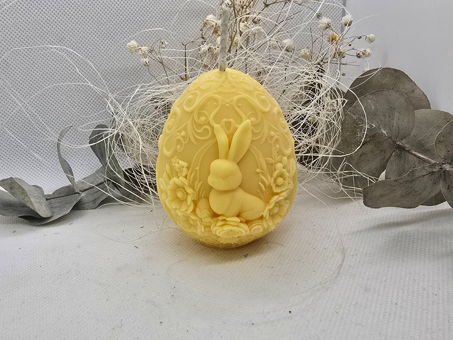Osterei mit Hase